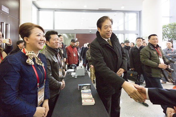 市律协随市司法局在市政协十二届四次会议现场...