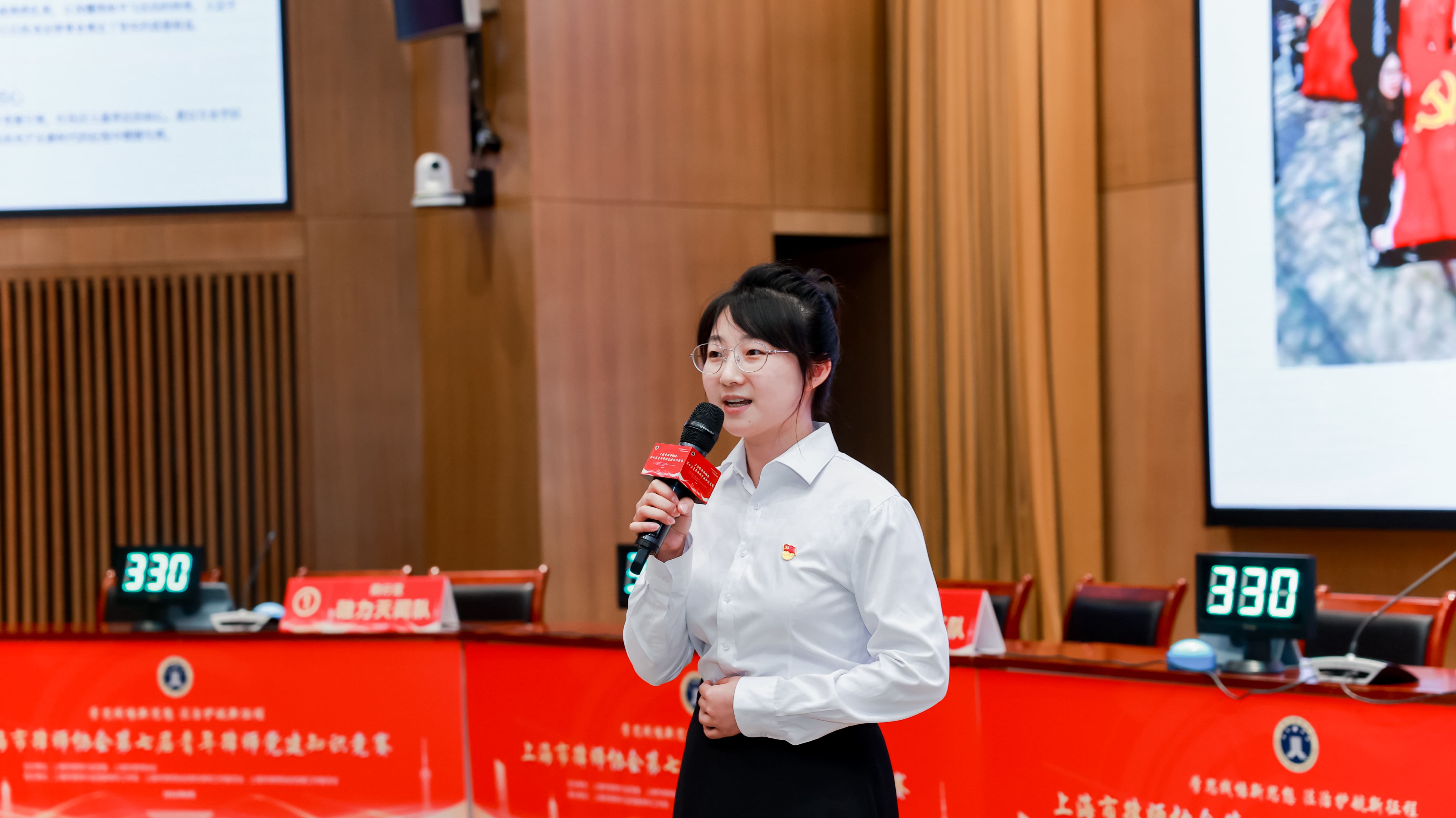 微宣讲4-张灿烂.jpg