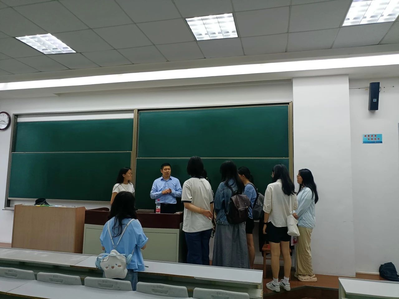 caa7fd8f-d53e-443a-8d3e-43e713b82325.jpg