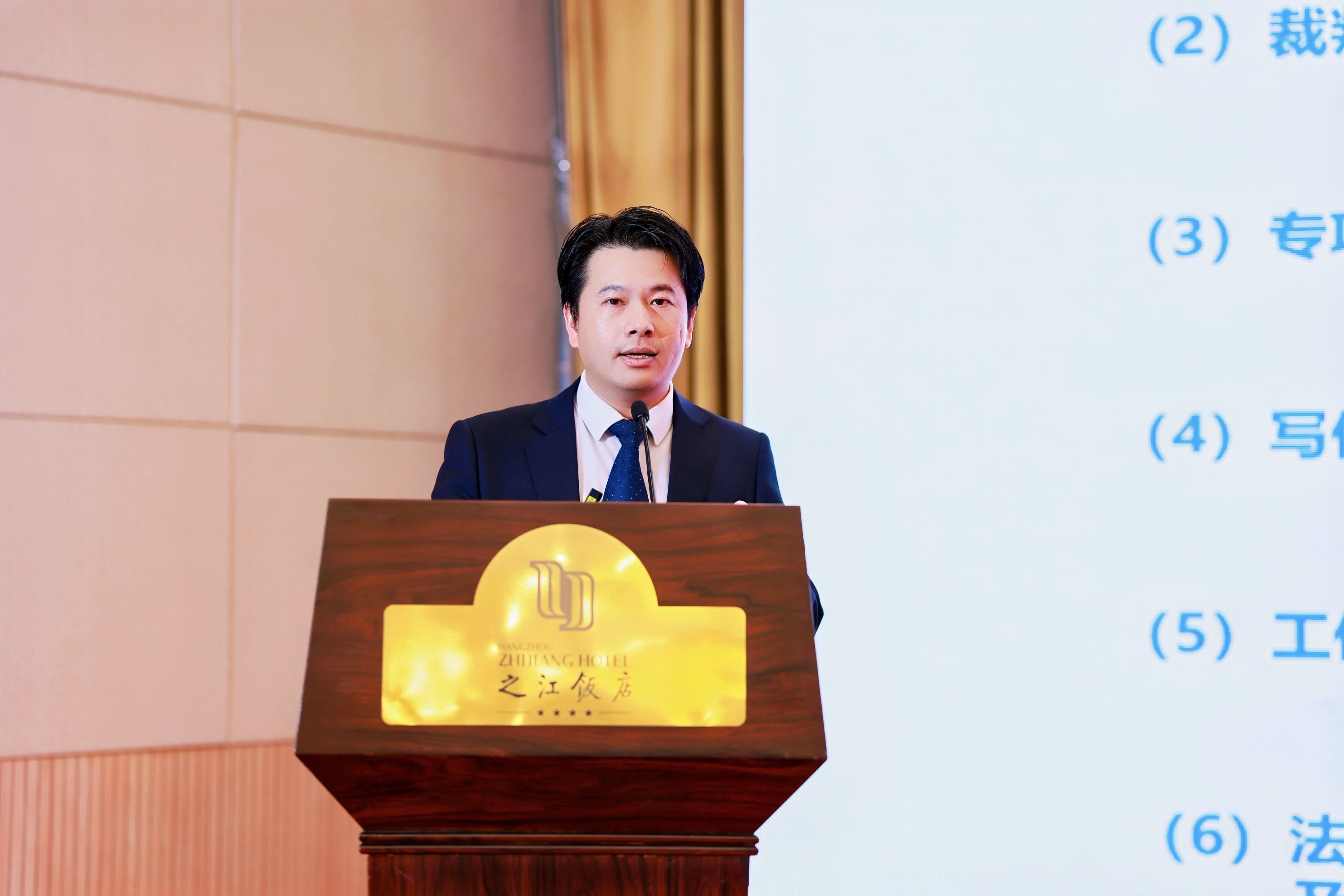 YILI9019-opq5100595431.jpg