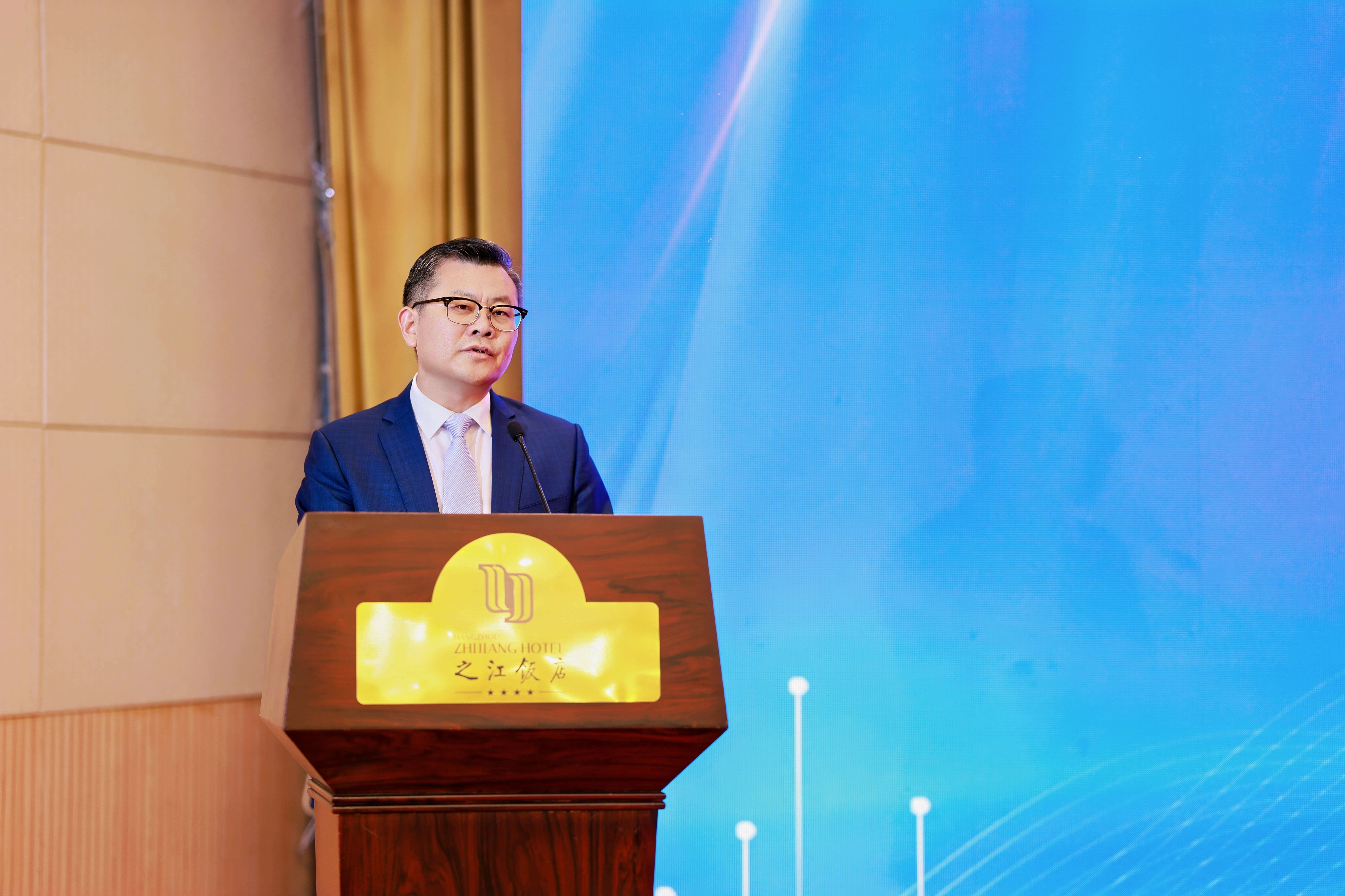 YILI8308-opq5097649372.jpg